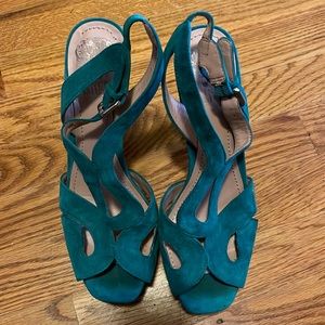 EUC Vince Camuto suede platforms - size 8.5